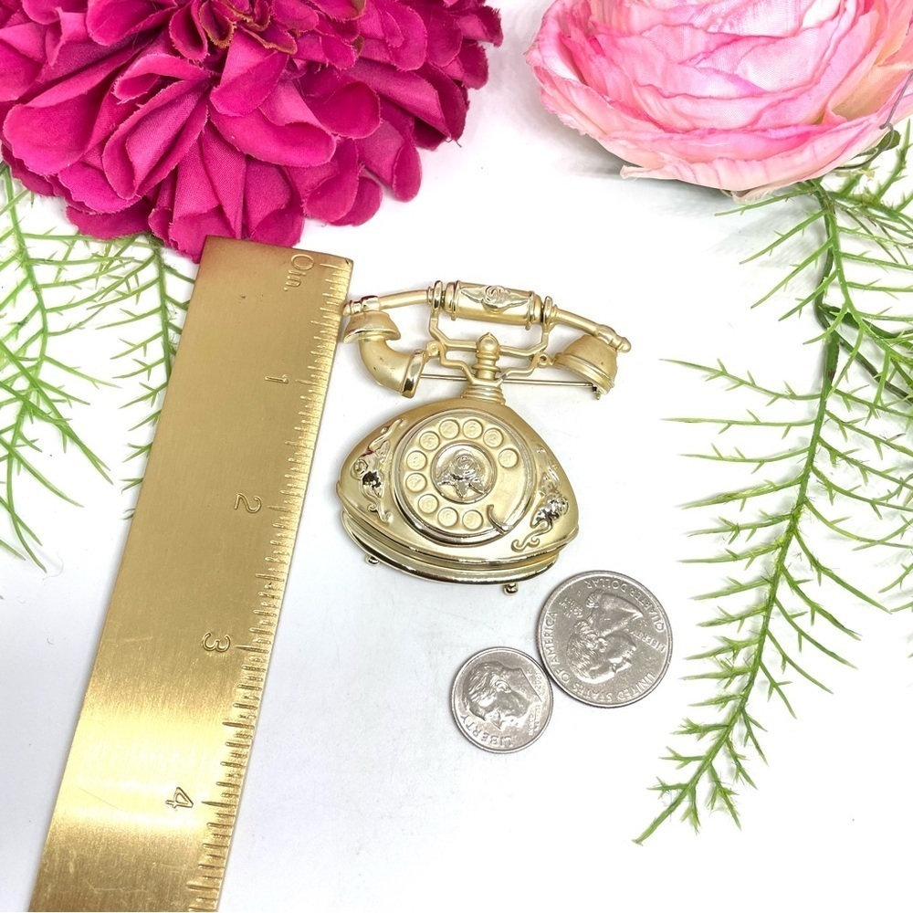 VINTAGE⚜️RARE AJC Ornate Golden Telephone Brooch - Picture 10 of 10